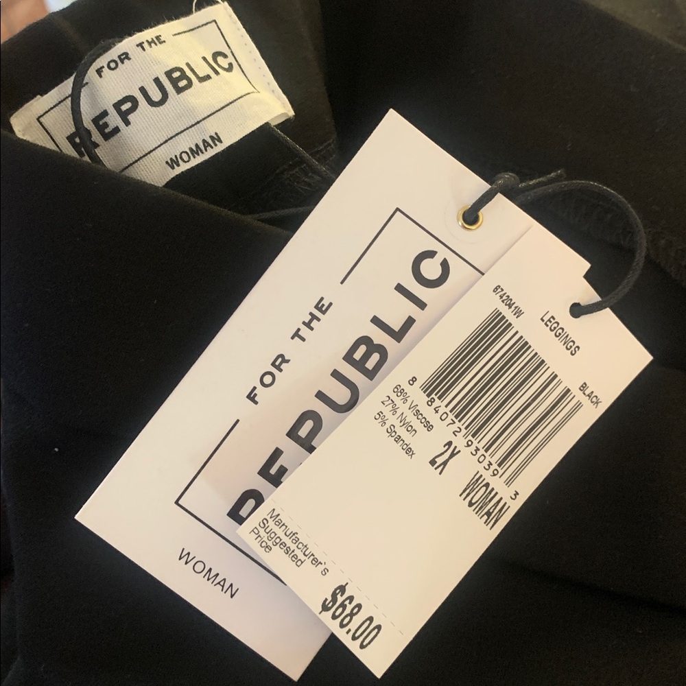 NWT For The Republic Black Leggings - Picture 2 of 2